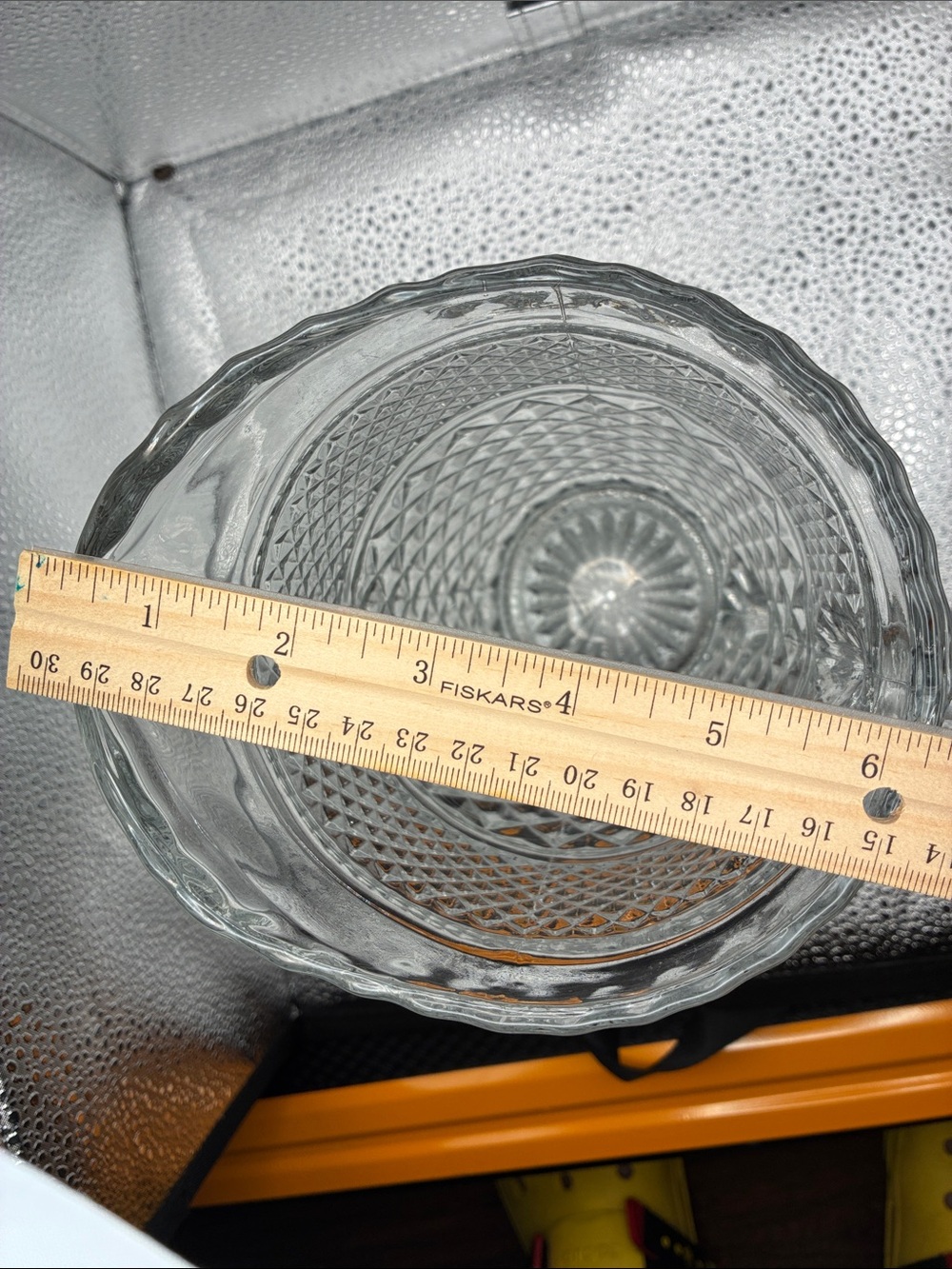 Elegant Clear Glass Pitcher - Picture 8 of 9